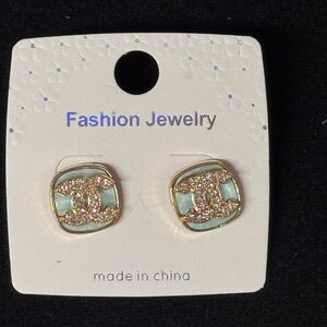 Fashion Jewelry Gold and Blue Earrings .5 inch